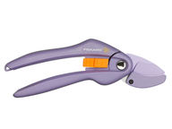 Fiskars Inspiration™ Oksasakset, alasinmalli