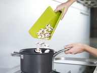 Joseph Joseph Chop2Pot Plus taittuva leikkuulauta, vihreä